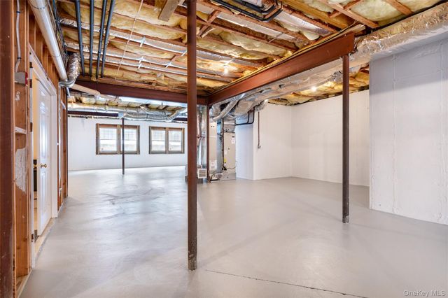 3 Whispering Fields Court, Water Mill, NY 11976