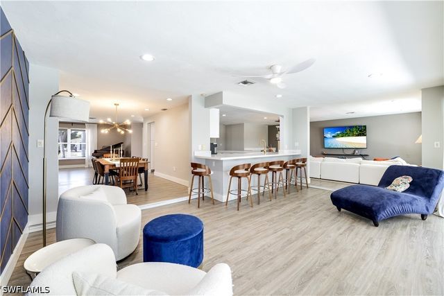 233 Shadowridge CT, Marco Island, FL 34145