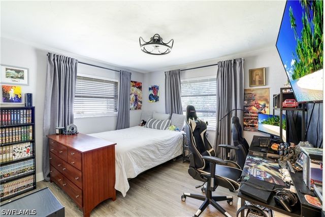 233 Shadowridge CT, Marco Island, FL 34145