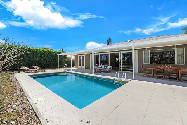 233 Shadowridge CT, Marco Island, FL 34145