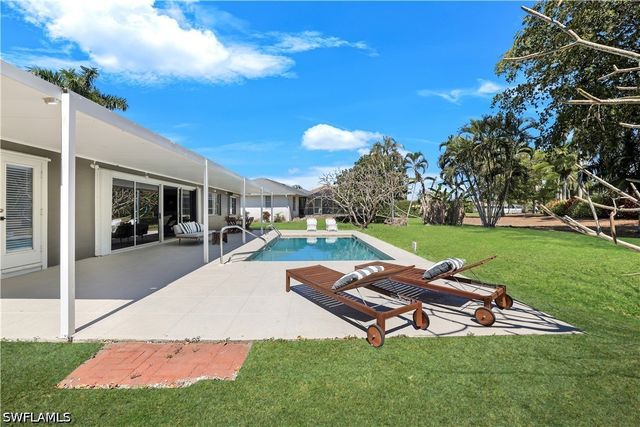 233 Shadowridge CT, Marco Island, FL 34145