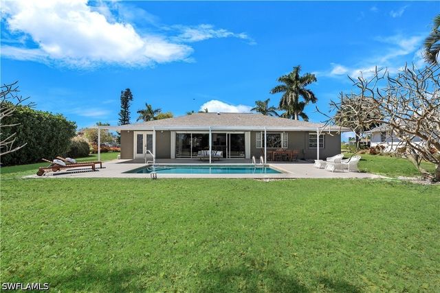 233 Shadowridge CT, Marco Island, FL 34145