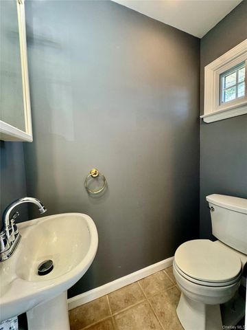 2645 Old Yorktown Road, Yorktown Heights, NY 10598