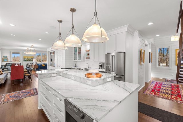 222 E Pleasant STREET, Oconomowoc, WI 53066