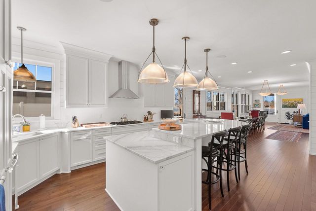 222 E Pleasant STREET, Oconomowoc, WI 53066