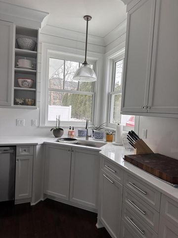 222 E Pleasant STREET, Oconomowoc, WI 53066