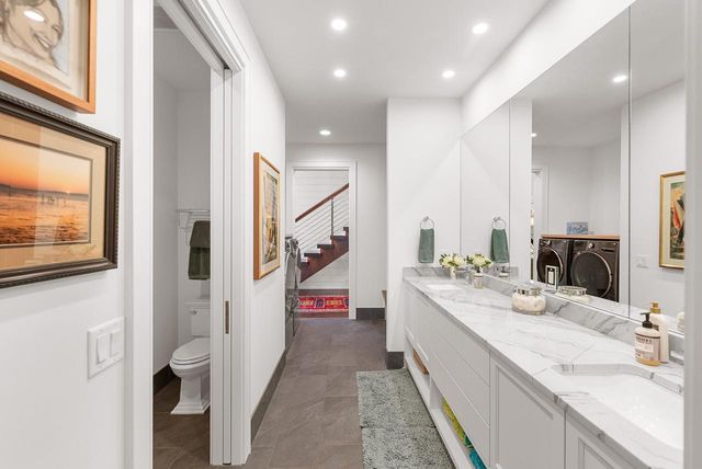 222 E Pleasant STREET, Oconomowoc, WI 53066