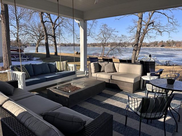 222 E Pleasant STREET, Oconomowoc, WI 53066