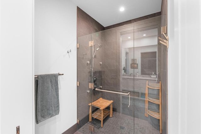 222 E Pleasant STREET, Oconomowoc, WI 53066