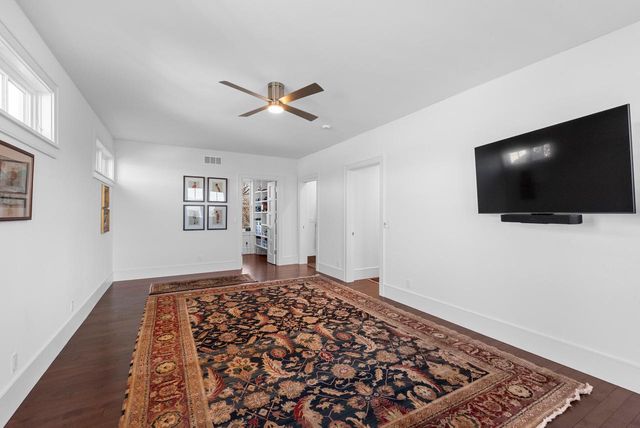 222 E Pleasant STREET, Oconomowoc, WI 53066