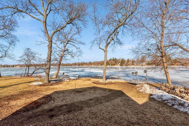 222 E Pleasant STREET, Oconomowoc, WI 53066