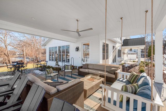 222 E Pleasant STREET, Oconomowoc, WI 53066