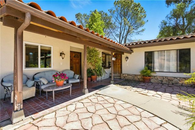 1475 W Hwy 246, Buellton, CA 93427