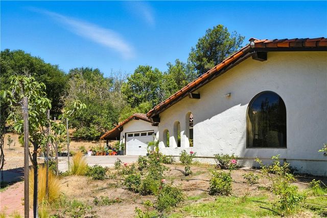 1475 W Hwy 246, Buellton, CA 93427