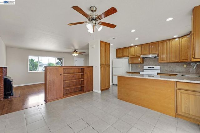 38081 Davy Ct, Fremont, CA 94536