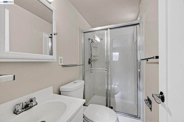 38081 Davy Ct, Fremont, CA 94536