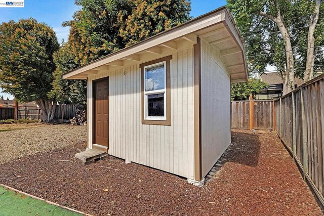 38081 Davy Ct, Fremont, CA 94536