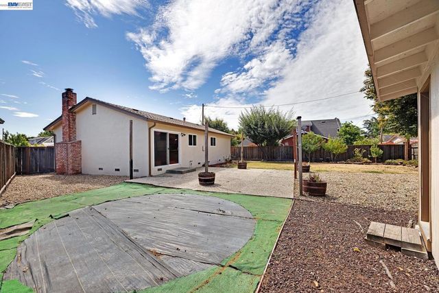 38081 Davy Ct, Fremont, CA 94536