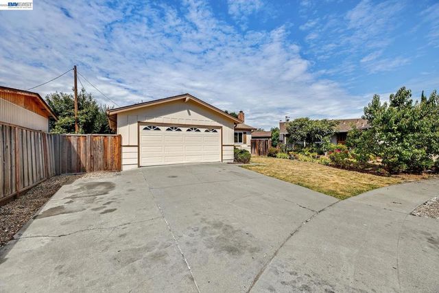 38081 Davy Ct, Fremont, CA 94536