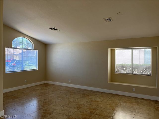 1316 Royal Creek Court, North Las Vegas, NV 89031