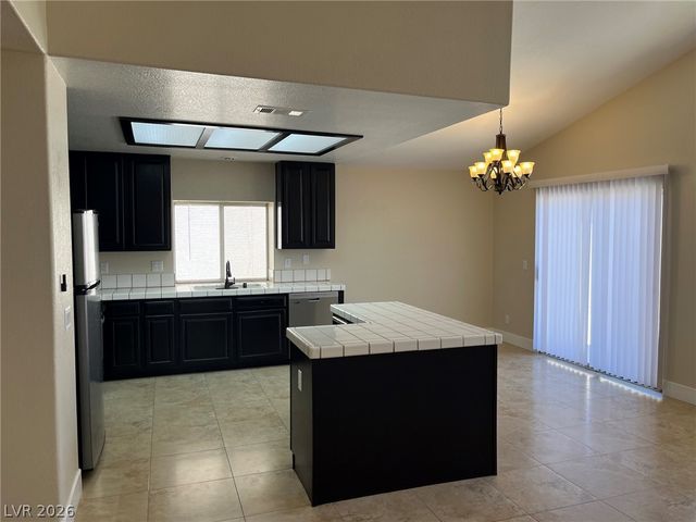 1316 Royal Creek Court, North Las Vegas, NV 89031