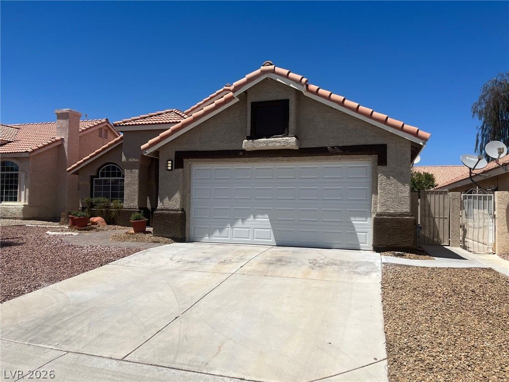 1316 Royal Creek Court, North Las Vegas, NV 89031
