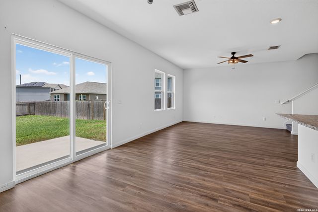 4911 MORNING GRAZE, St Hedwig, TX 78152