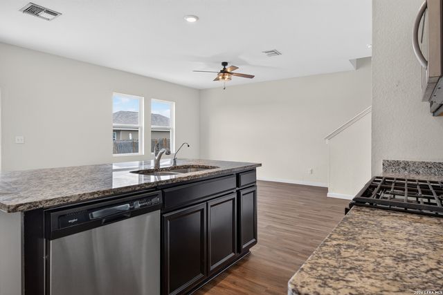 4911 MORNING GRAZE, St Hedwig, TX 78152
