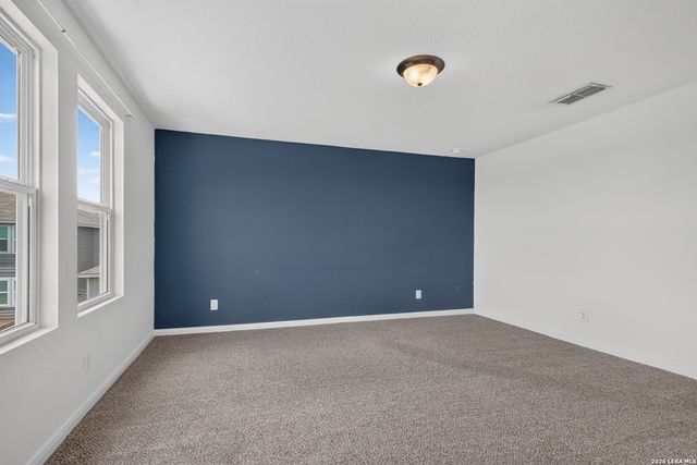 4911 MORNING GRAZE, St Hedwig, TX 78152