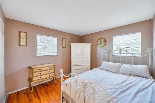 12 Sagebrush Lane, Kings Park, NY 11754