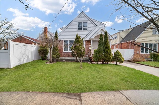 88-05 Winchester Boulevard, Queens Village, NY 11427