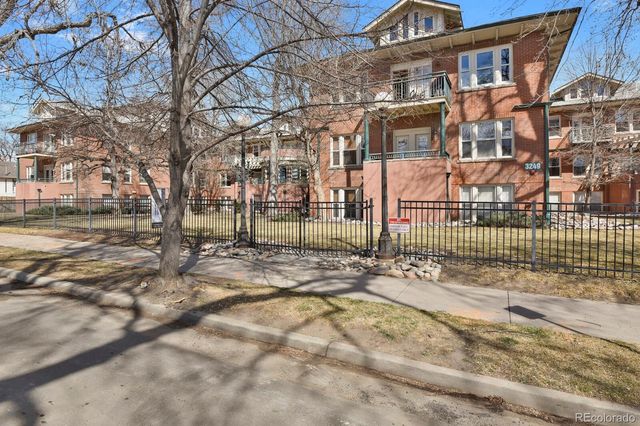 3249 W Fairview Place 208, Denver, CO 80211