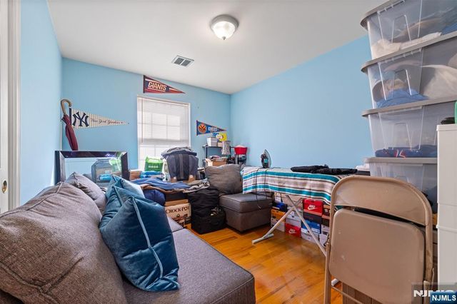 116 Oak Street, Jersey City, NJ 07304