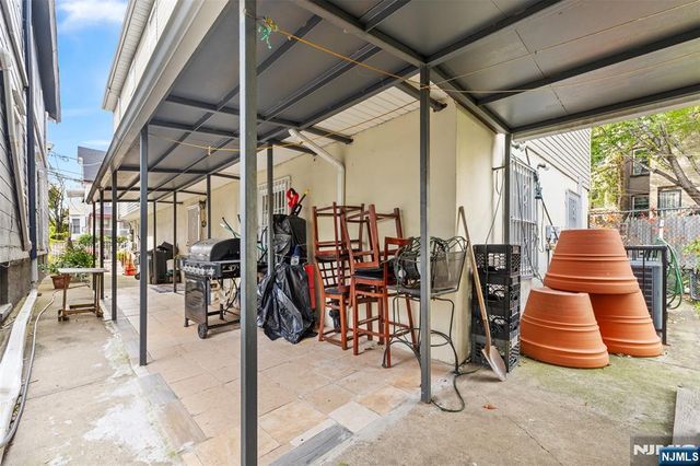 116 Oak Street, Jersey City, NJ 07304