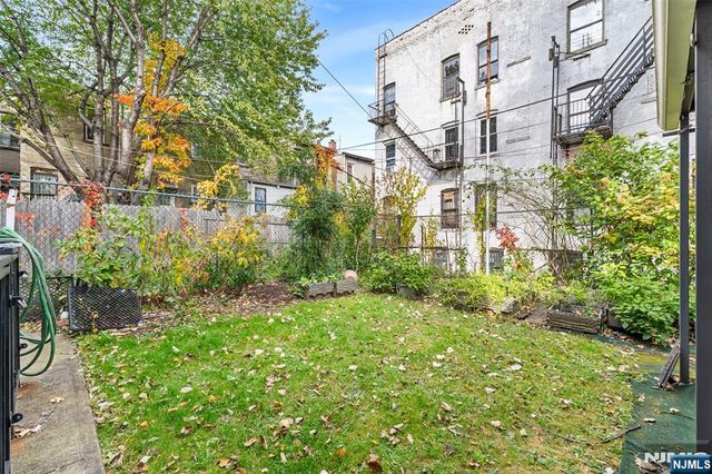 116 Oak Street, Jersey City, NJ 07304