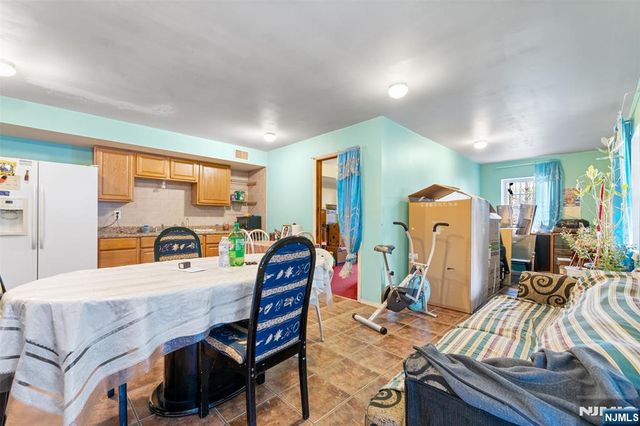 116 Oak Street, Jersey City, NJ 07304