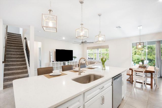 13157 PEACHLEAF AVENUE, Riverview, FL 33579