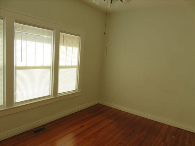 510 S Hickory Street, Sapulpa, OK 74066
