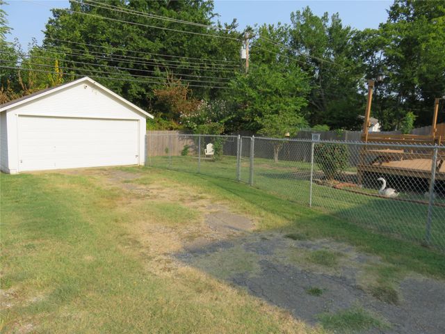 510 S Hickory Street, Sapulpa, OK 74066