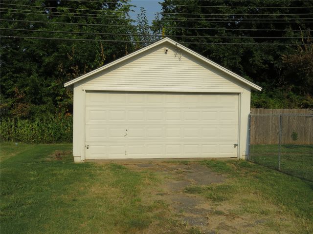 510 S Hickory Street, Sapulpa, OK 74066