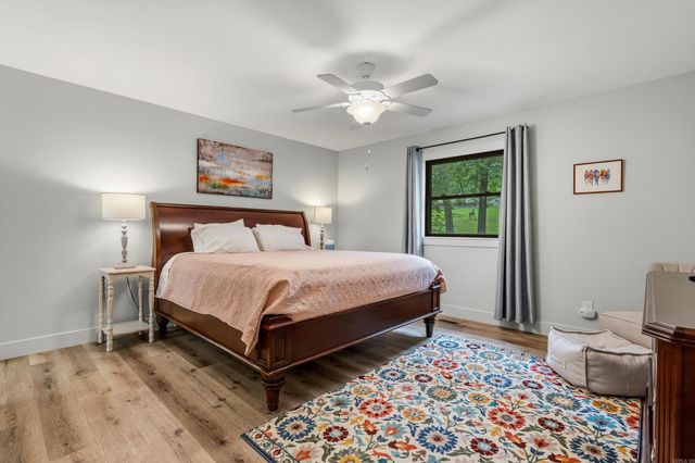 390 Kaufman Road, Hot Springs, AR 71913