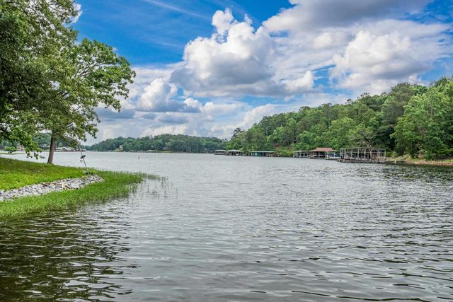 390 Kaufman Road, Hot Springs, AR 71913