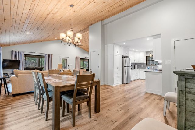 390 Kaufman Road, Hot Springs, AR 71913