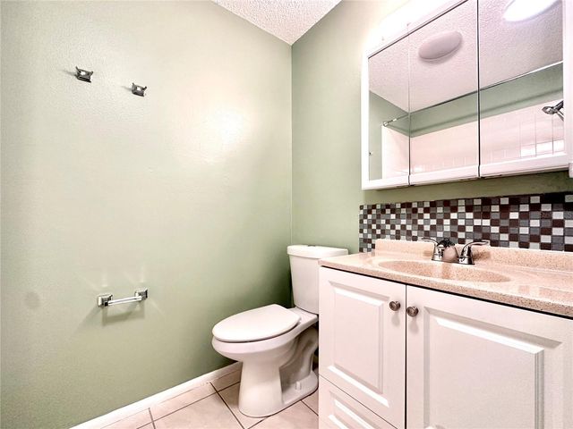 1001 W MARION AVENUE 9, Punta Gorda, FL 33950
