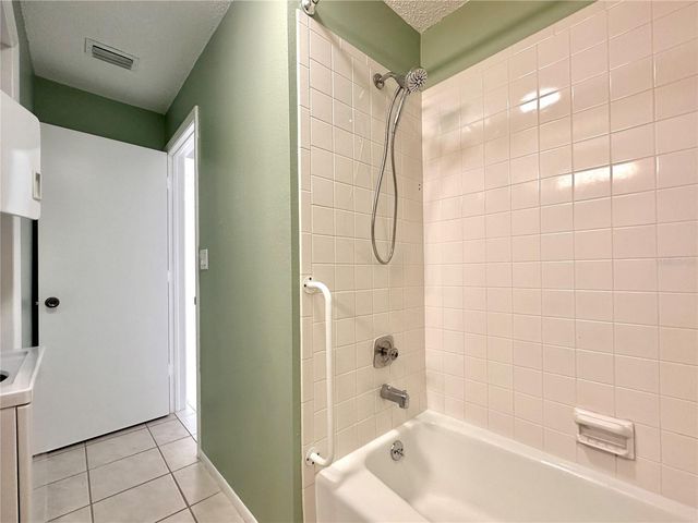 1001 W MARION AVENUE 9, Punta Gorda, FL 33950