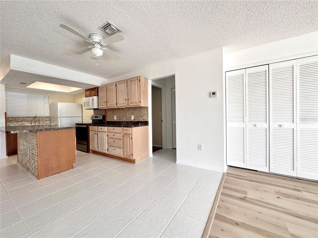 1001 W MARION AVENUE 9, Punta Gorda, FL 33950