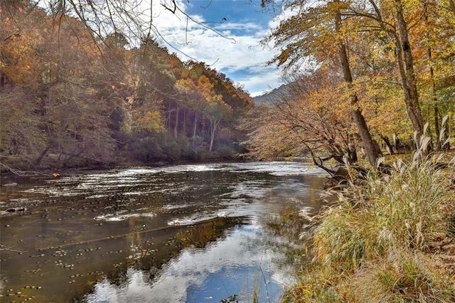 178 Novena Court, Ellijay, GA 30540