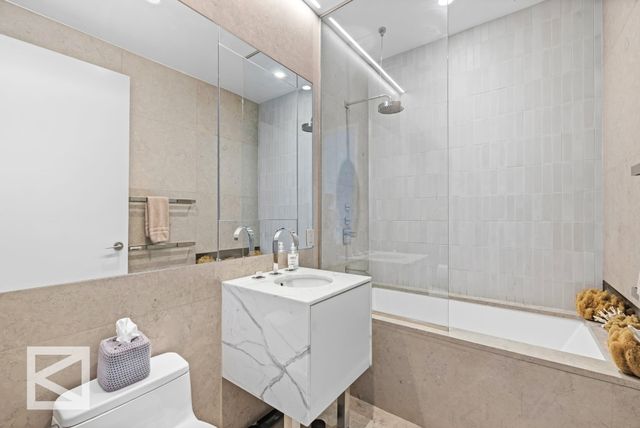 32 W 18th St Apt 11B, New York City, NY 10011