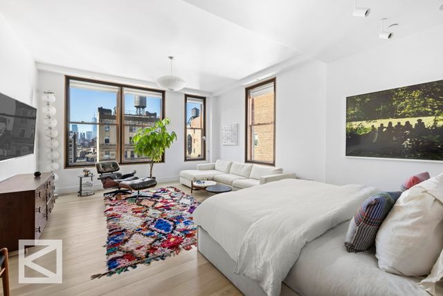 32 W 18th St Apt 11B, New York City, NY 10011