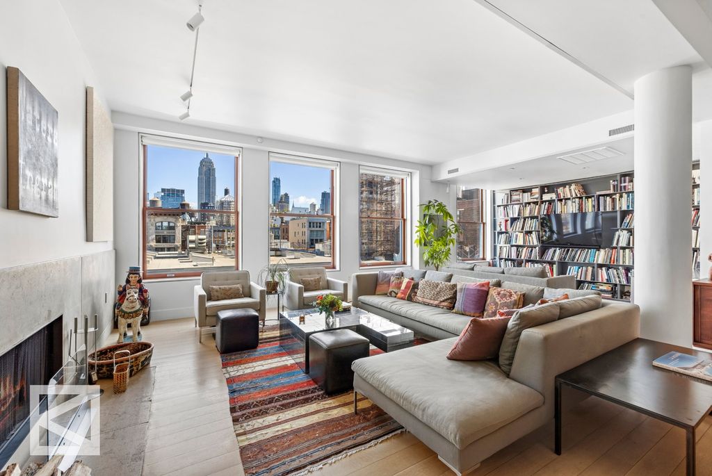32 W 18th St Apt 11B, New York City, NY 10011
